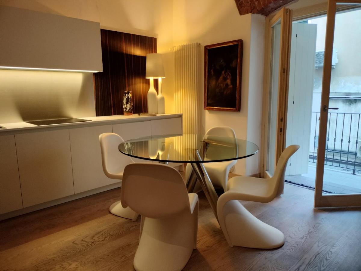 Juliet'S Neighbours- Luxury Apartment Verona Bagian luar foto